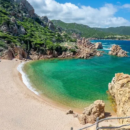 La Perla Vermentino Sardegna アパート